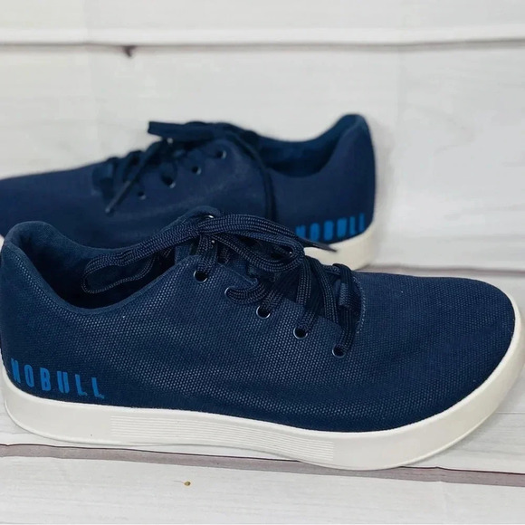 NOBULL Canvas Trainer Navy Ivory‎ Blue Athletic Shoes Men's 8.5 Women’s 10 - Picture 1 of 6